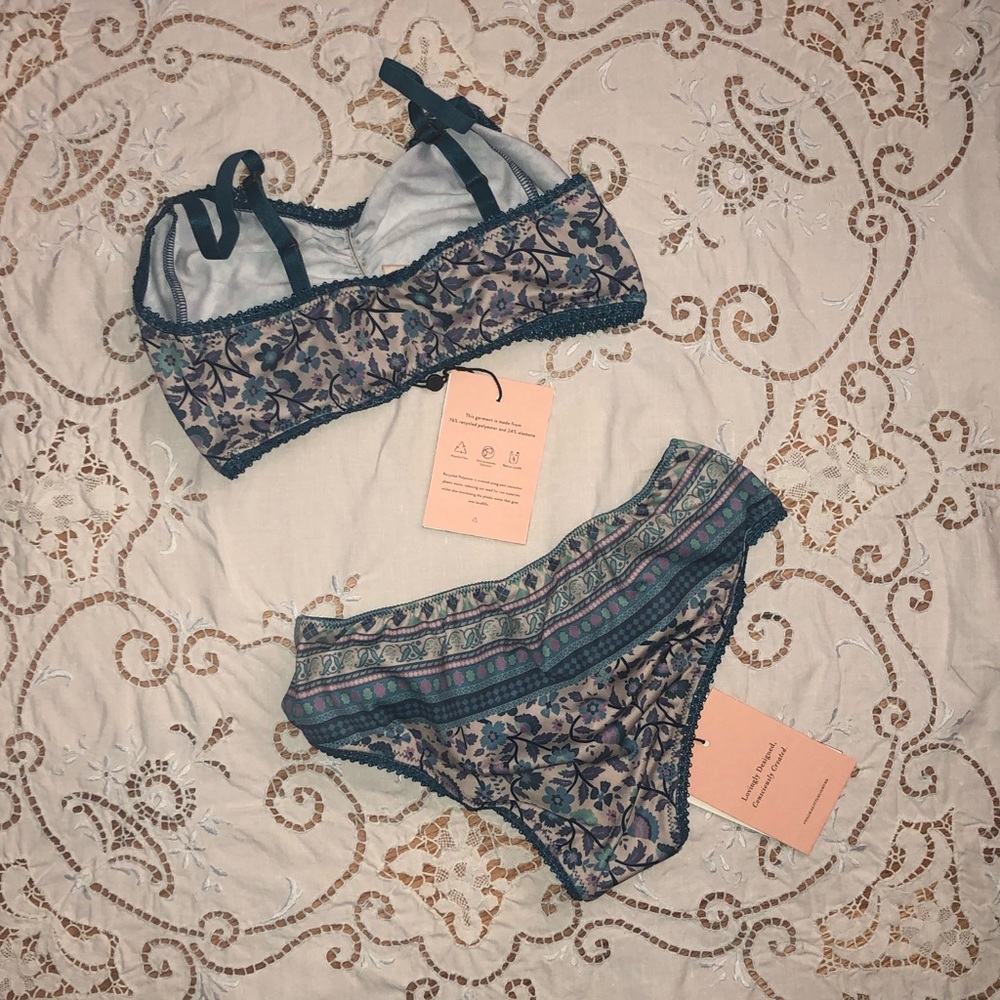 NEW Spell Dahlia Bralette and Bloomers SET - Picture 13 of 15